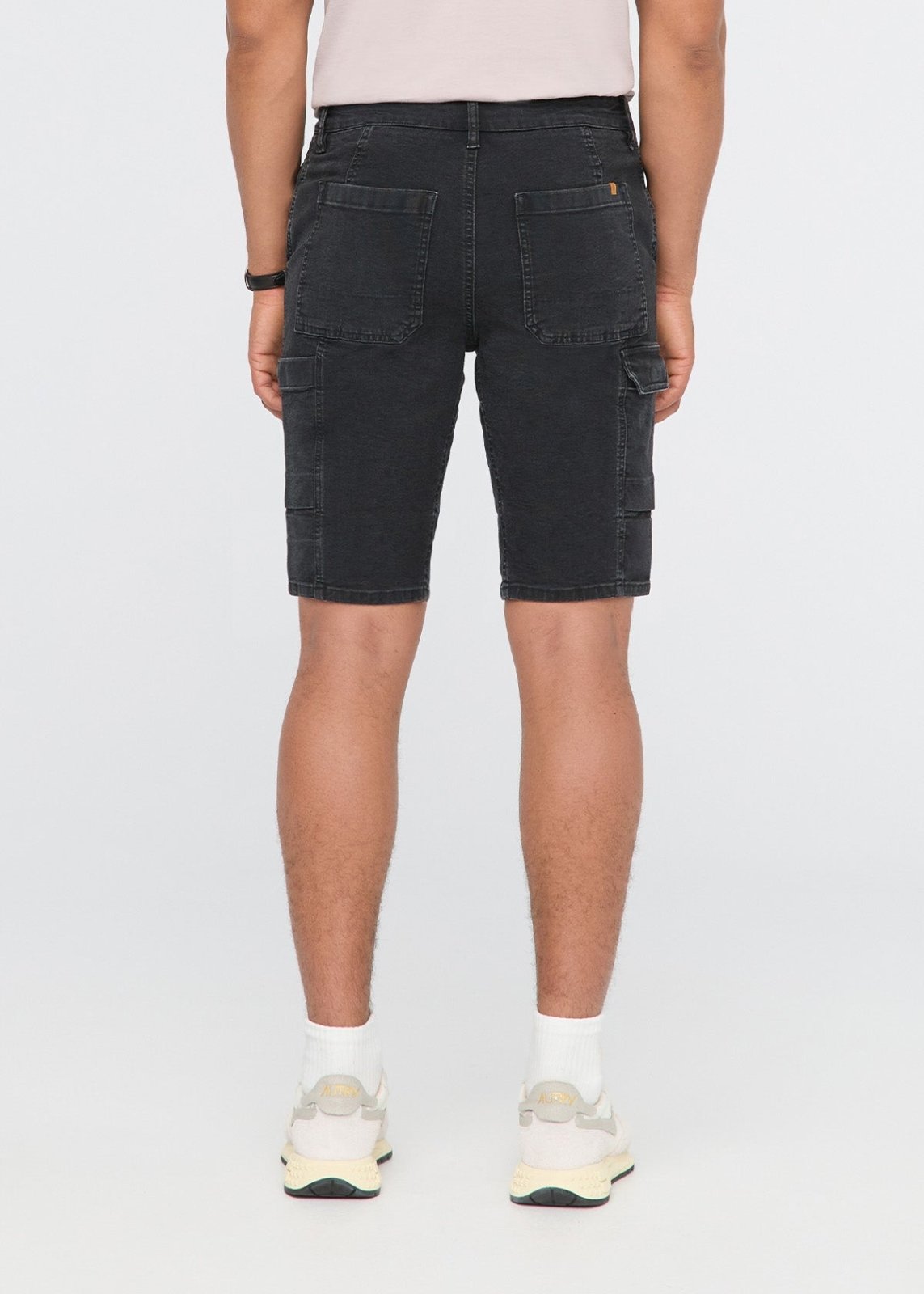 mens black stretch canvas cargo shorts back