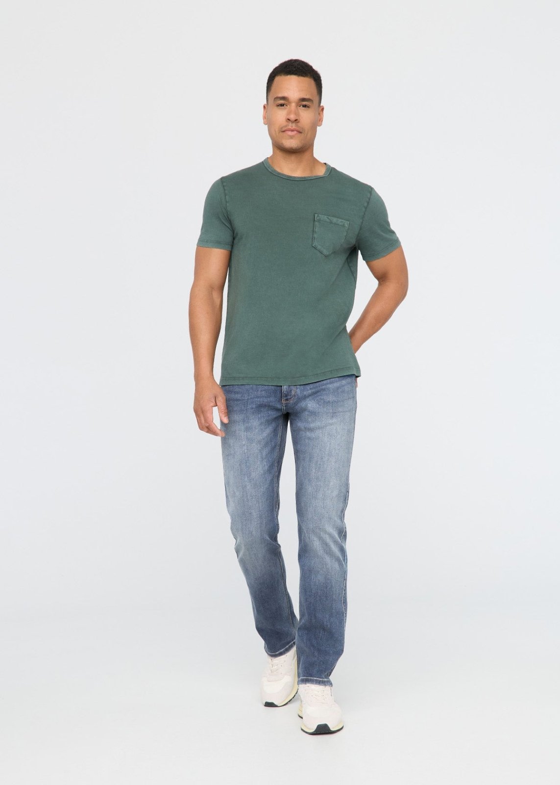 mens faded straight fit stretch jeans full body